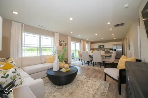 1190 Blackstone Avenue Franklin IN 46131