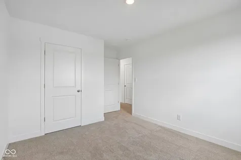 1190 Blackstone Avenue Franklin IN 46131