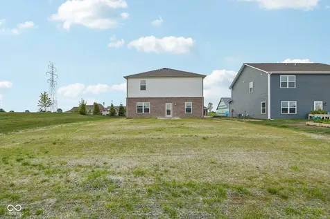 1190 Blackstone Avenue Franklin IN 46131