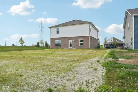 1190 Blackstone Avenue Franklin IN 46131