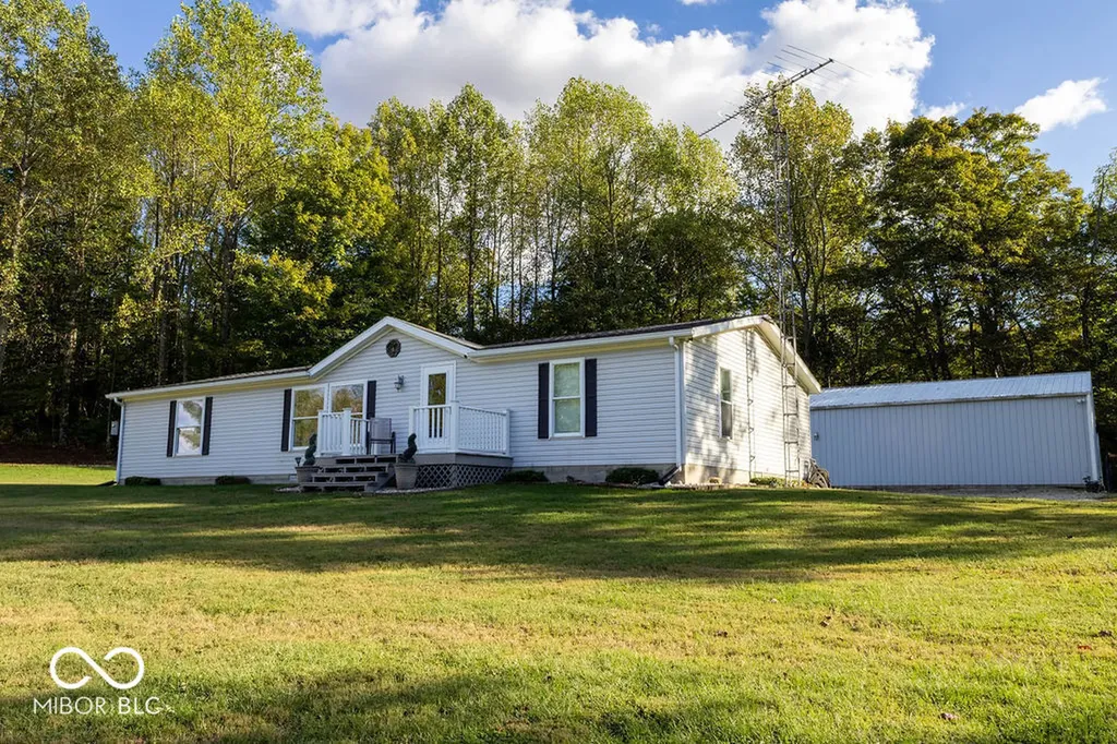 605 S County Road 350 East Connersville IN 47331