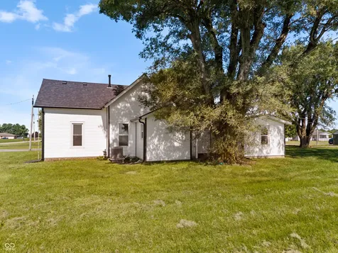 6015 N 50 E Fortville IN 46040
