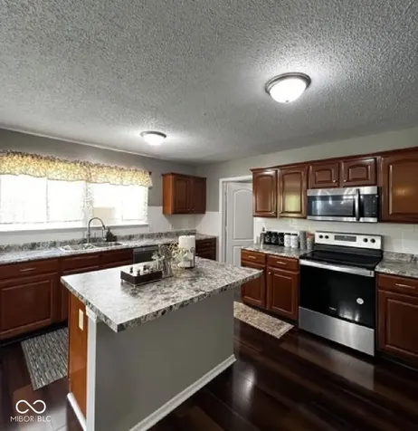 585 Fireside Drive Greenwood IN 46143