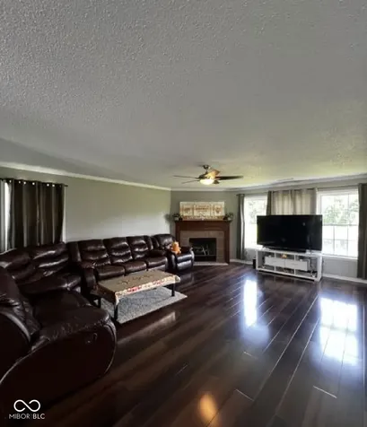 585 Fireside Drive Greenwood IN 46143