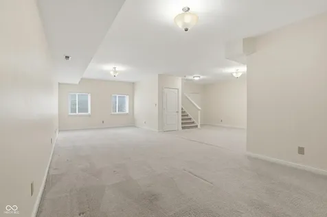 648 E 25th Street Indianapolis IN 46205