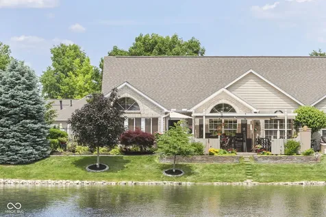 7386 Lake Lakota Place Indianapolis IN 46217