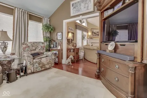 7386 Lake Lakota Place Indianapolis IN 46217