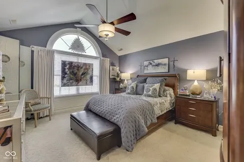 7386 Lake Lakota Place Indianapolis IN 46217