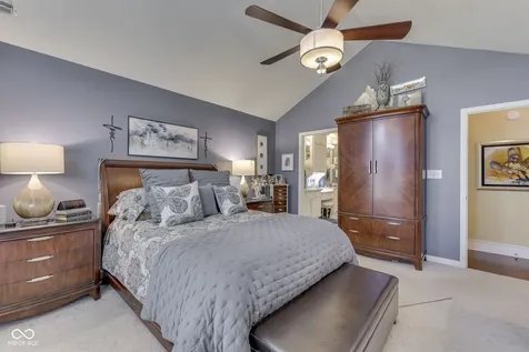 7386 Lake Lakota Place Indianapolis IN 46217