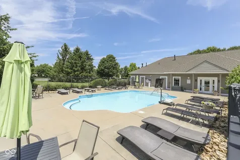 7386 Lake Lakota Place Indianapolis IN 46217