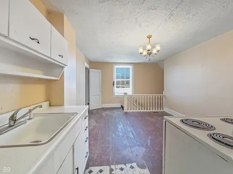 302 S Holmes Avenue Indianapolis IN 46222