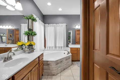 5127 Copperwood Drive Greenwood IN 46143