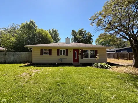 217 Crestwood Drive New Whiteland IN 46184