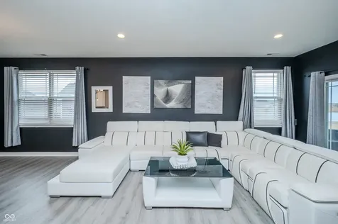 1565 Sadler Way Avon IN 46123