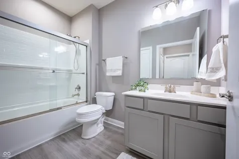 1565 Sadler Way Avon IN 46123