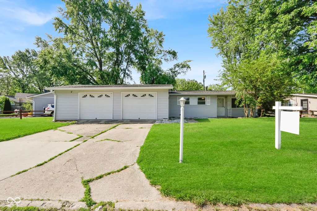 153 Parkview Drive Whiteland IN 46184