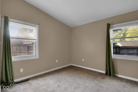 153 Parkview Drive Whiteland IN 46184