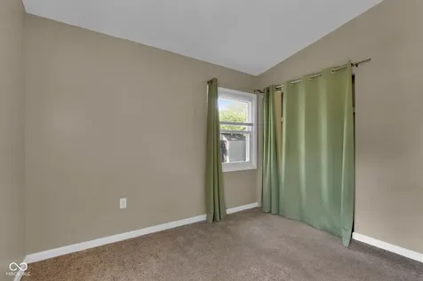 153 Parkview Drive Whiteland IN 46184