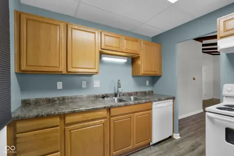 153 Parkview Drive Whiteland IN 46184