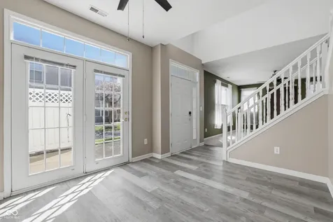 2380 Colfax Lane Indianapolis IN 46260