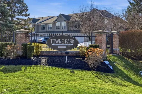 2380 Colfax Lane Indianapolis IN 46260