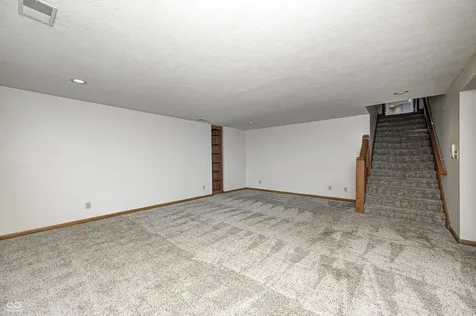 695 S St Louis Drive Crawfordsville IN 47933