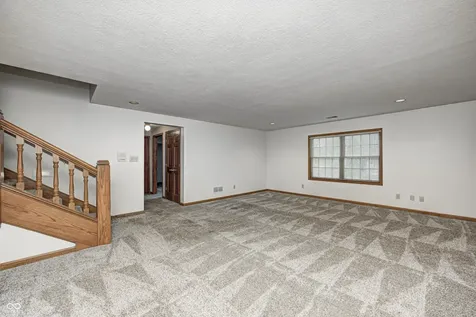 695 S St Louis Drive Crawfordsville IN 47933
