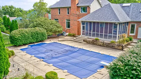 695 S St Louis Street Crawfordsville IN 47933