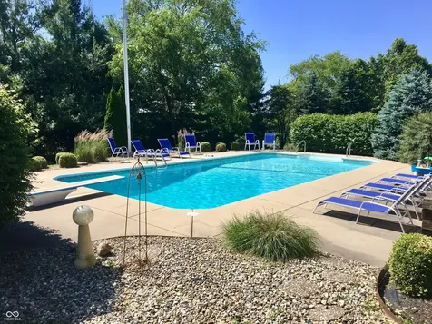 695 S St Louis Street Crawfordsville IN 47933