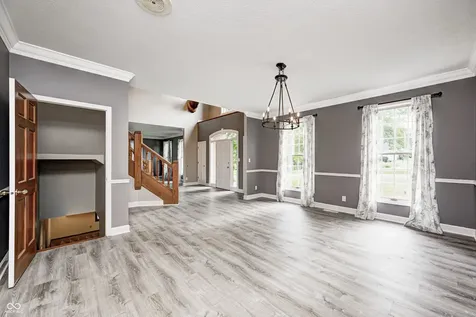 695 S St Louis Street Crawfordsville IN 47933