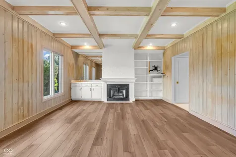 958 Tamarack Circle North Drive Indianapolis IN 46260