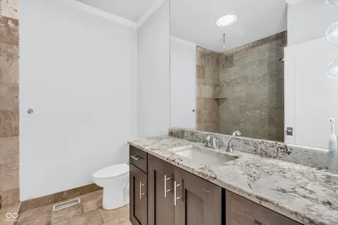 958 Tamarack Circle North Drive Indianapolis IN 46260