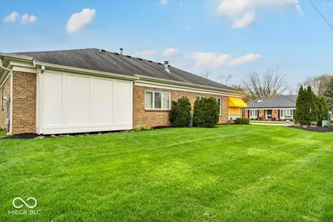 958 Tamarack Circle North Drive Indianapolis IN 46260