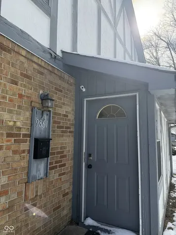9861 Royce Drive Indianapolis IN 46235