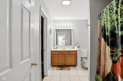 7039 Ira Court Indianapolis IN 46217