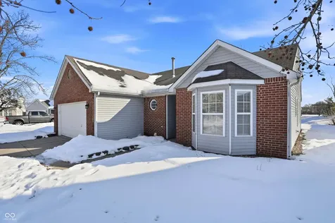 7039 Ira Court Indianapolis IN 46217