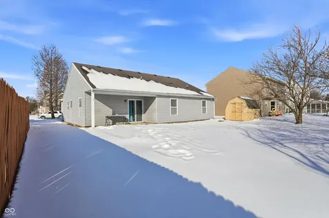 7039 Ira Court Indianapolis IN 46217