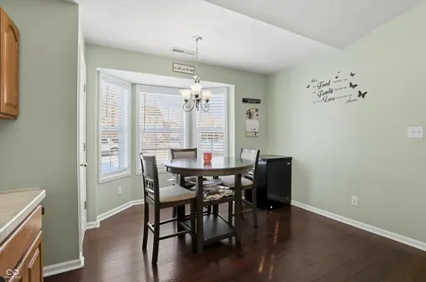7039 Ira Court Indianapolis IN 46217