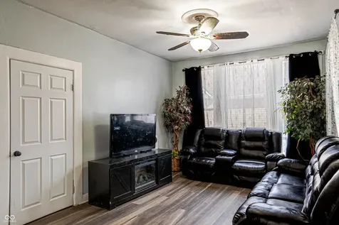 198 W King Street Franklin IN 46131