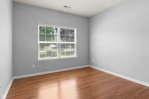 5844 Edelle Drive Indianapolis IN 46237