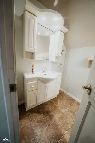 2525 W 400 North Crawfordsville IN 47933