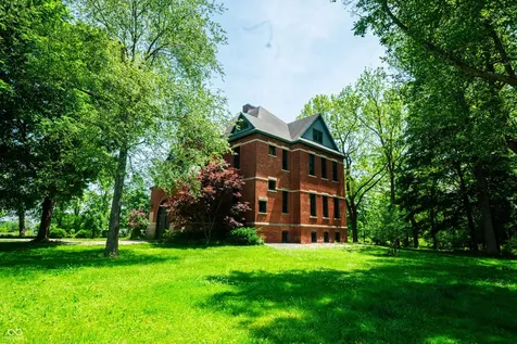 2525 W 400 North Crawfordsville IN 47933