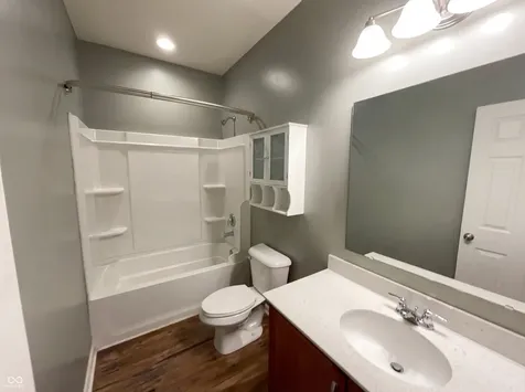 1302 Old Market Square Greenwood IN 46143