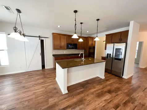 1302 Old Market Square Greenwood IN 46143