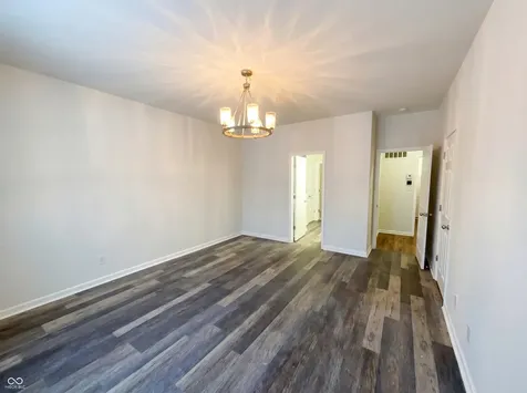 1302 Old Market Square Greenwood IN 46143