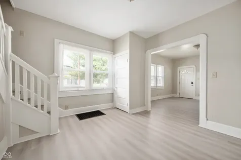 102 S Elder Avenue Indianapolis IN 46222