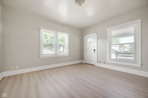 102 S Elder Avenue Indianapolis IN 46222