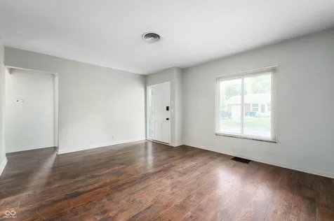 1644 E 58th Street Indianapolis IN 46220