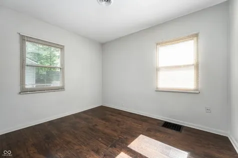 1644 E 58th Street Indianapolis IN 46220