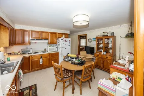 7838 W Us Highway 52 New Palestine IN 46163